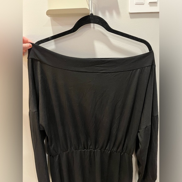 Black Off-the-Shoulder Dress - Picture 2 of 6
